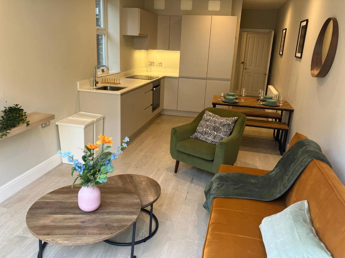 Spectacular 2 Bed Apartment With Lovely Terrace - 1 The Southwell Londra Exterior foto