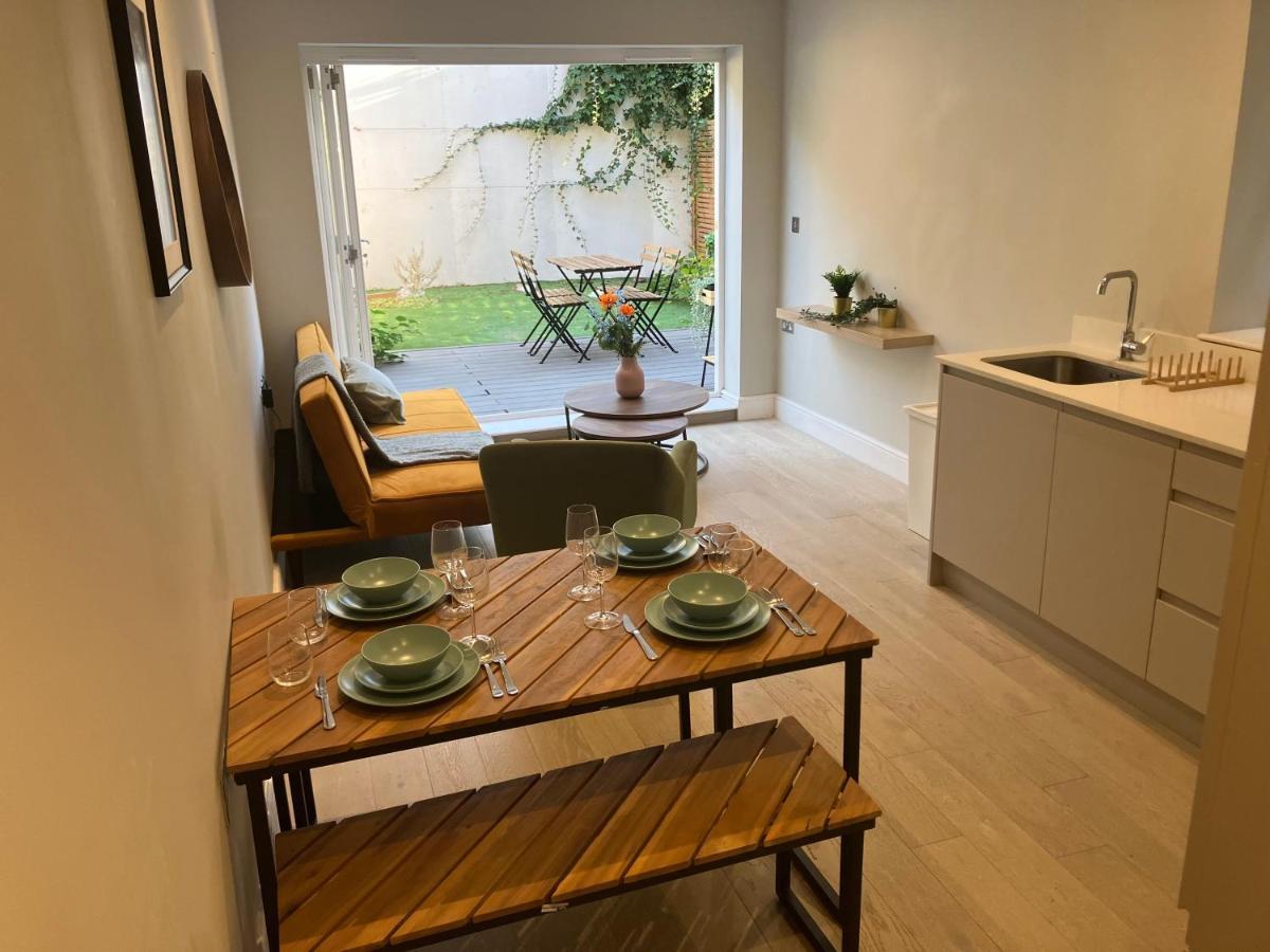 Spectacular 2 Bed Apartment With Lovely Terrace - 1 The Southwell Londra Exterior foto